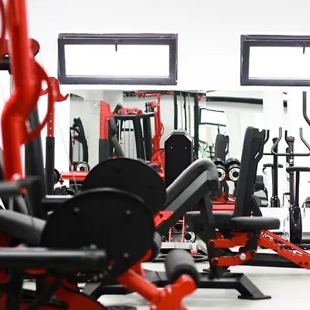 White Rock Castle - Pool & בלצ'יק