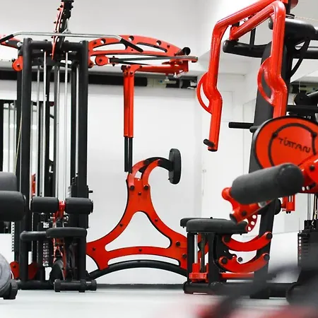 White Rock Castle - Pool & בלצ'יק