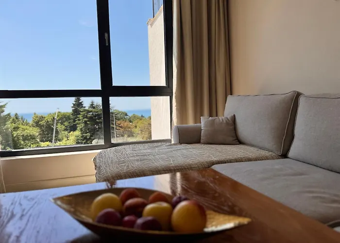 White Rock Castle - Pool & * バルチク