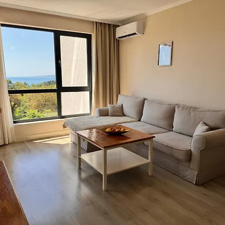 White Rock Castle - Pool & Apartament