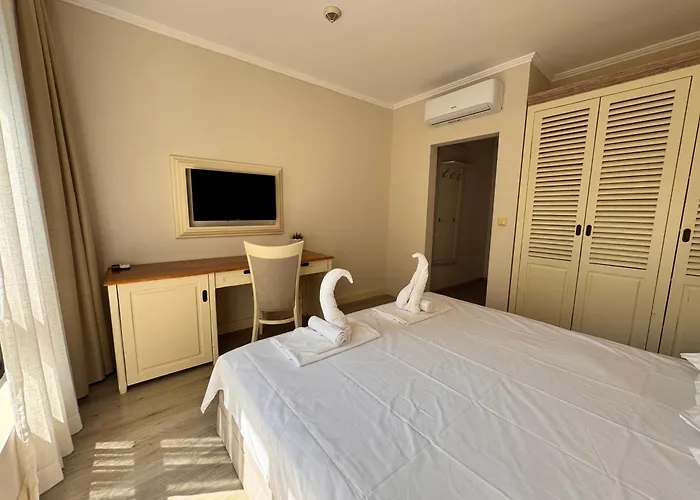 Appartement White Rock Castle - Pool & *