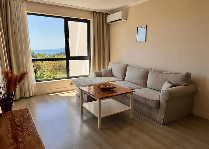 White Rock Castle - Pool & Appartement