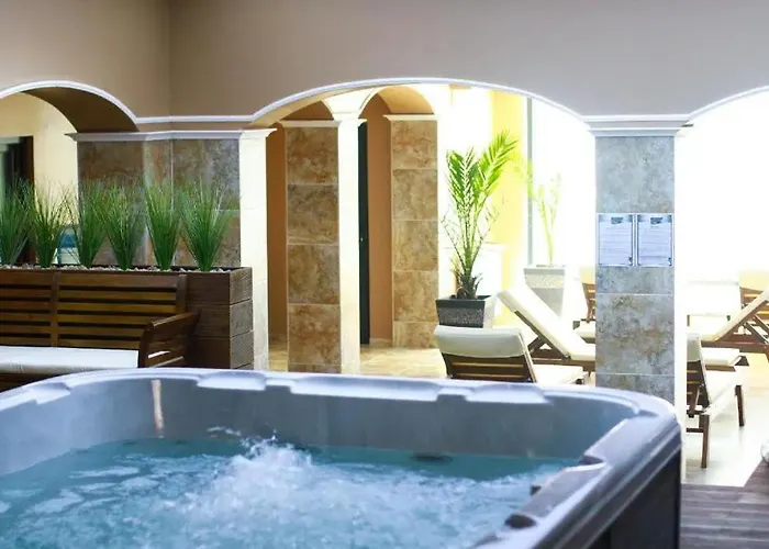 White Rock Castle - Pool & Appartement *