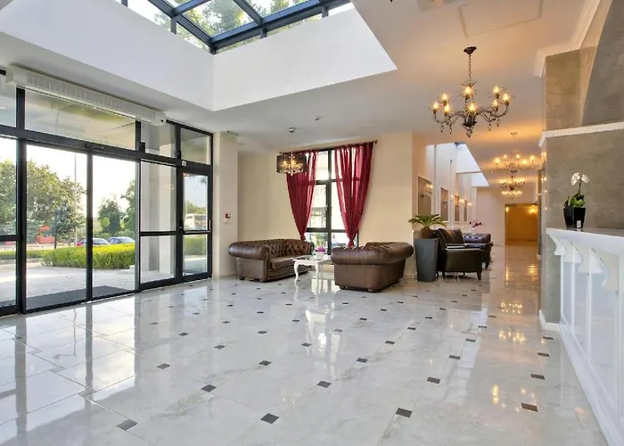 White Rock Castle - Pool & Appartement *